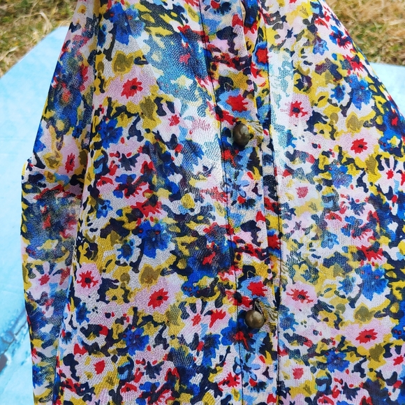 Floral top - Picture 3 of 4